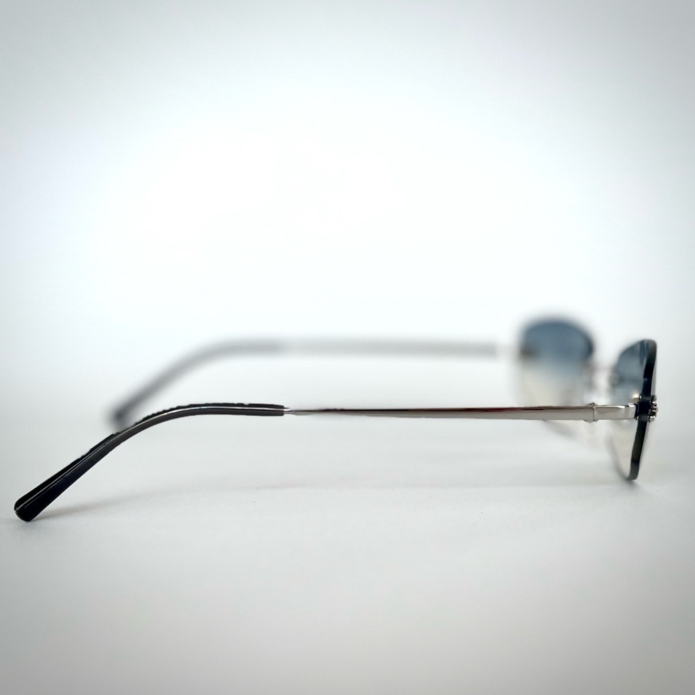 CHANEL Rimless Gradient Sunglasses | Vintage 2000s - Picture 3 of 7